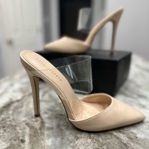 FashionNova 7.5 nude with transparent strap heels 👠